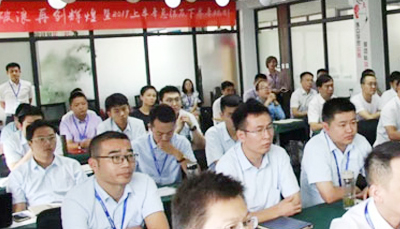 乘风破浪，再创辉煌，蓝炬星集成灶2019半年总结规划会议圆满结束!